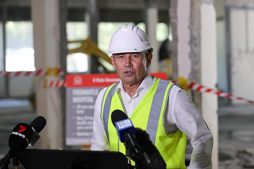 The Premier was advised by Alcoa vice president Matt Reed Monday night that the board was likely to announce the closure and said he told him it was “a disappointing decision”.