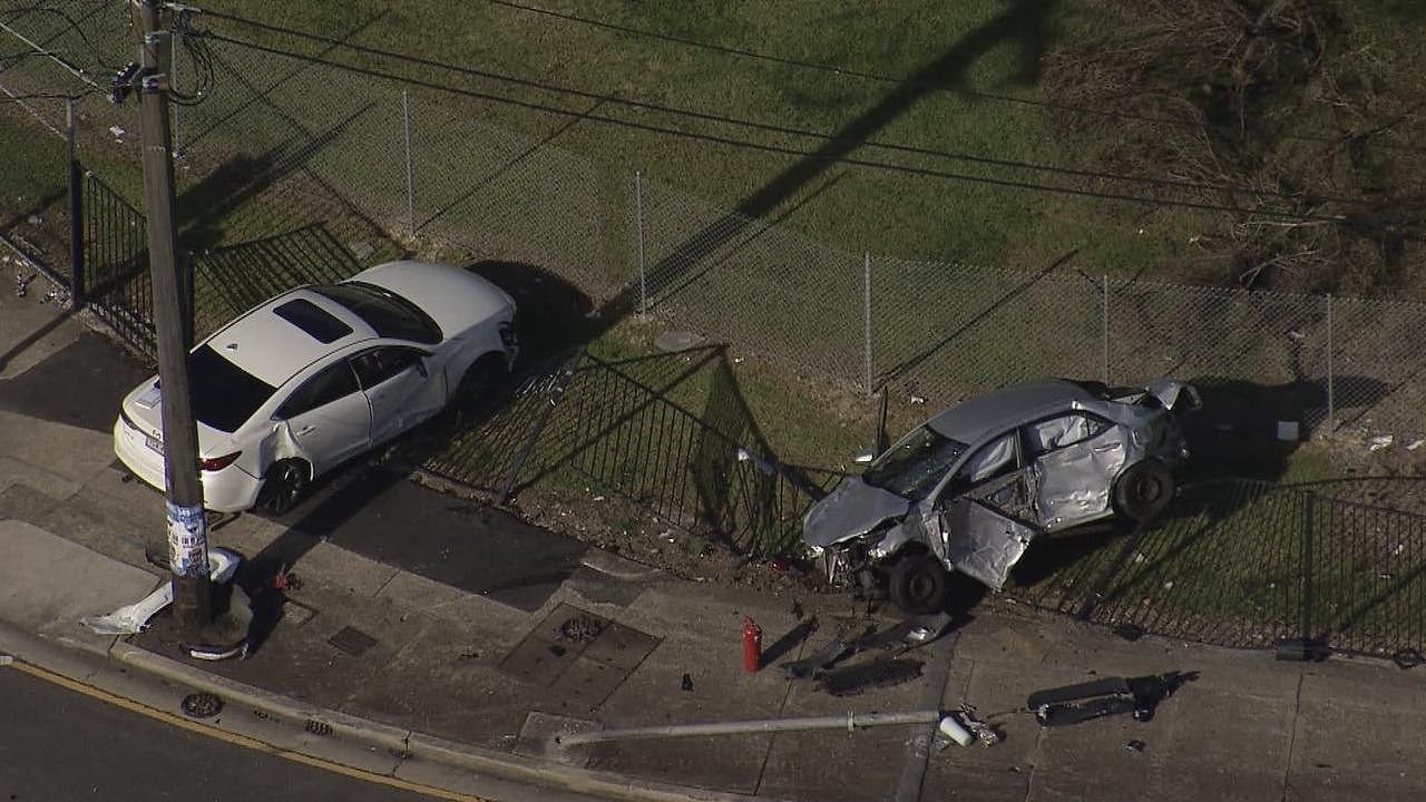 Cars were severely damaged in the crash. Photo: 9 News