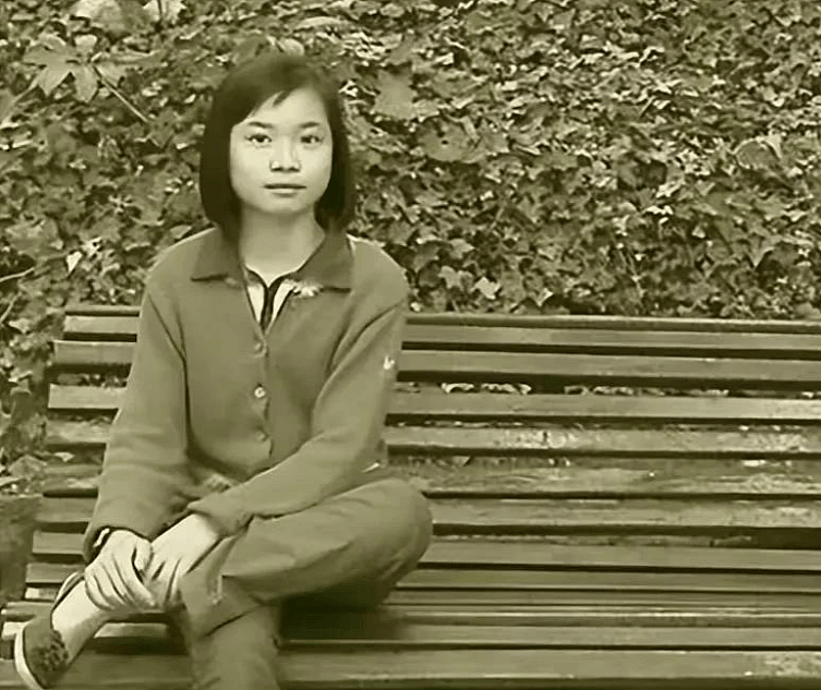 西班牙夫妇收养中国女孩，13年后却遇害，养父电脑里发现不雅照片（组图） - 4