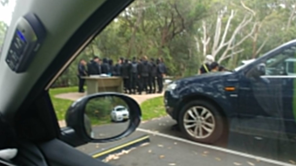 又有大批“黑衣人”在悉尼聚集，警方再次出动！州长警告：对法西斯零容忍（组图） - 3