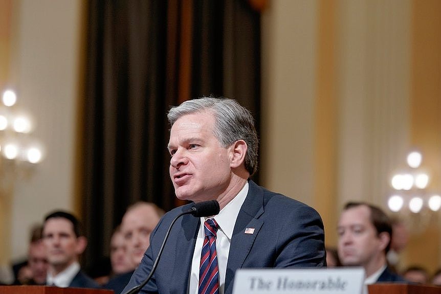 美国联邦调查局局长克里斯托弗·雷在众议院中国问题特别委员会上作证。
