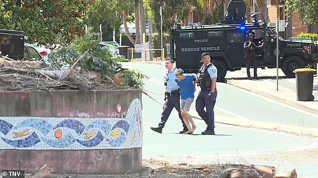 悉尼警方展开突袭行动！1男子家中被捕，多条街道封锁（视频/组图） - 4