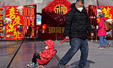 人口报告：中国养育孩子成本“遥遥领先”世界（组图）