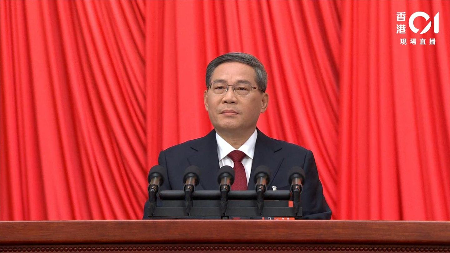 3月5日，十四屆全國人大二次會議開幕，總理李強發表任內首份政府工作報告。（01直播截圖）