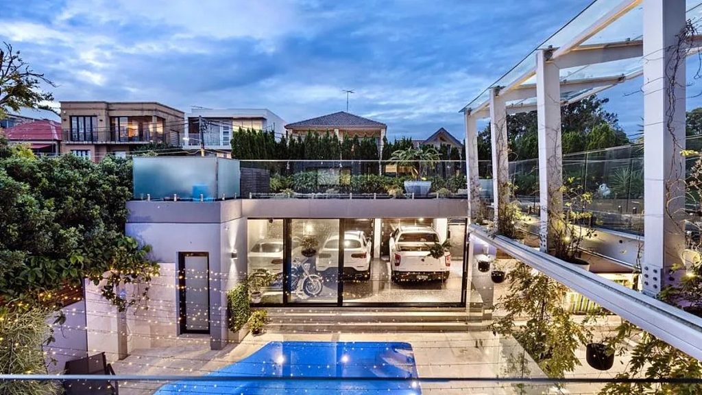 悉尼内西区豪宅挂牌拍卖，指导价$980万！内置家庭影院、健身房，风景独好（组图） - 4