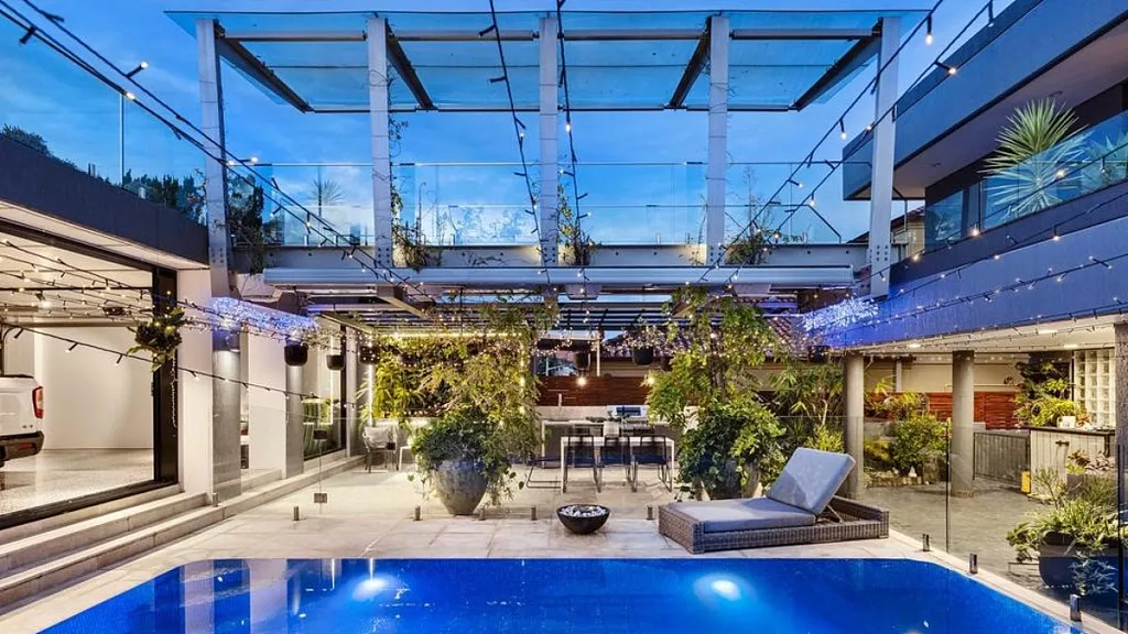 悉尼内西区豪宅挂牌拍卖，指导价$980万！内置家庭影院、健身房，风景独好（组图） - 6