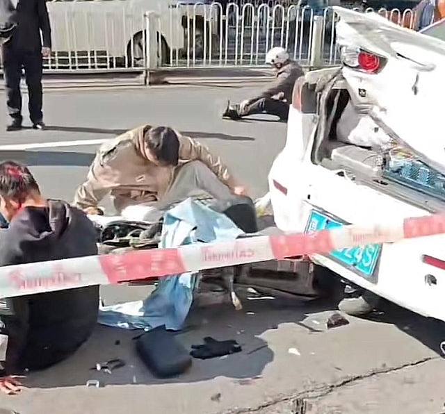 11人受伤！广州闹市区发生车祸，现场一片狼藉！目击者：肇事司机连续碰撞行人，叼着烟跑的（视频/组图） - 7