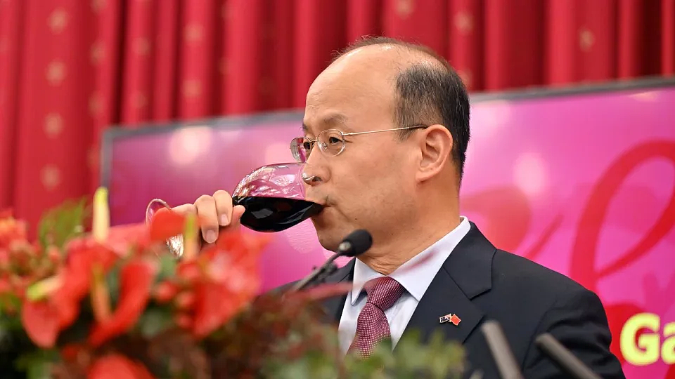 中国商务部发布“临时决定草案”，澳洲葡萄酒关税料将取消（图） - 2