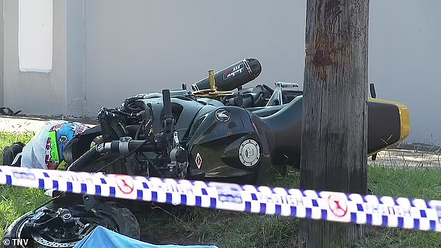 悉尼警方追捕酿车祸！摩托车骑手撞上小车，当场死亡（组图） - 3
