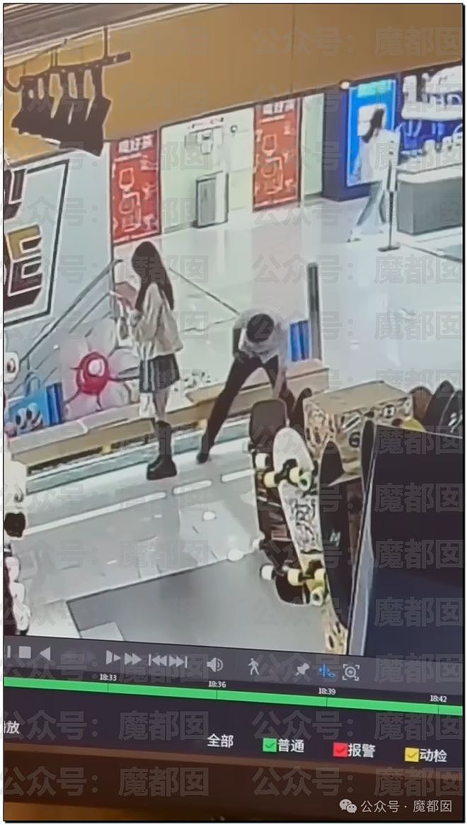 震撼！某商场内男子竟把头伸进女生短裙内偷窥，让人毛骨悚然（组图） - 5