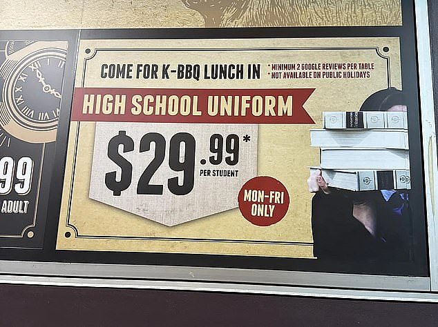 A popular Korean barbecue restaurant has raised eyebrow after offering students a discount if they turn up for lunch in their school uniforms