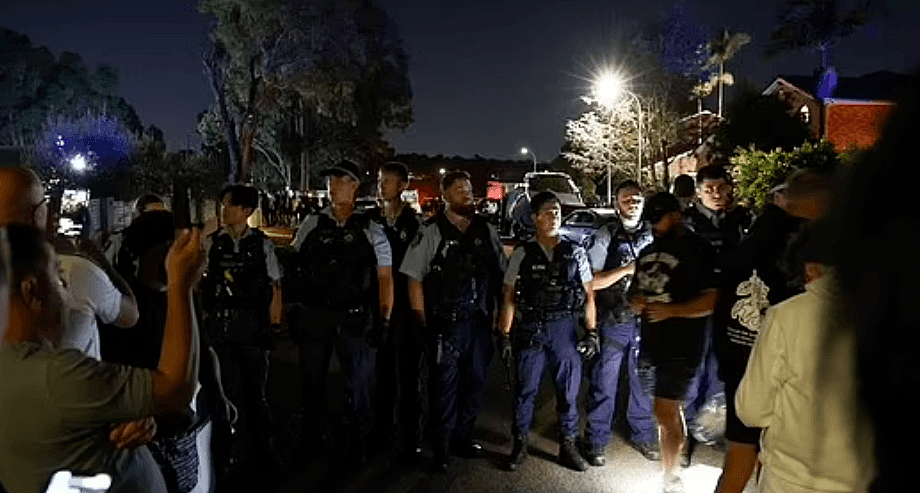 15岁男孩挥刀狂刺！中国女留学生殒命商场凶杀案后，悉尼再现持刀伤人（组图） - 5