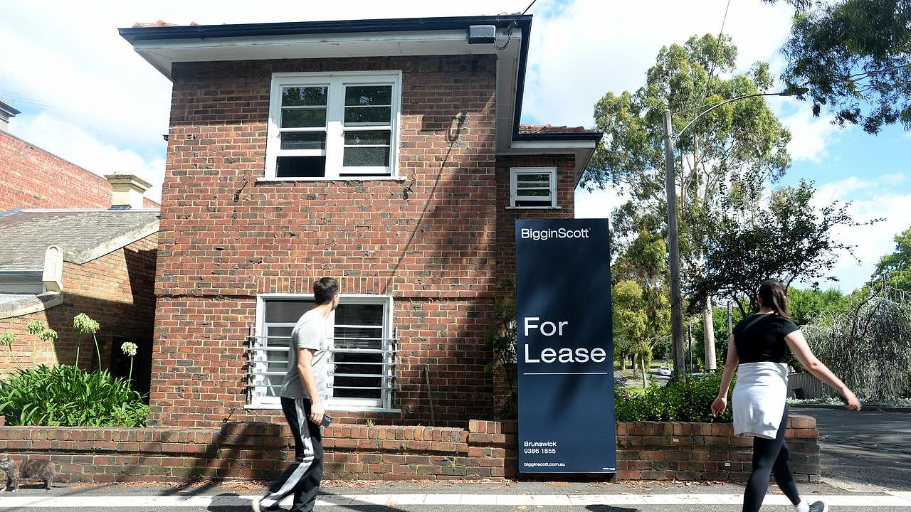 Properties for rent in the inner Melbourne suburb of Carlton. Picture: NCA NewsWire / Andrew Henshaw