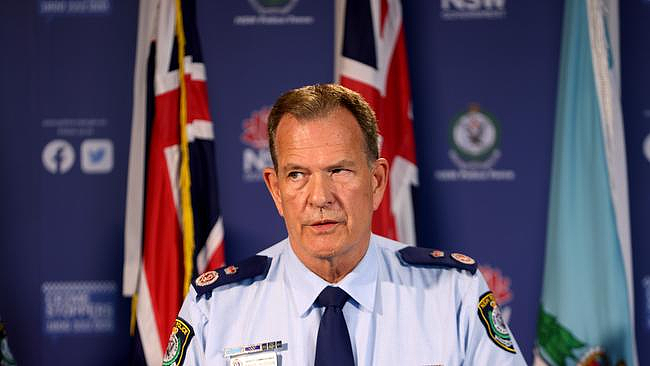 悉尼警方展开大规模反恐突袭行动！7名teenager因“宗教极端主义”被捕（组图） - 3