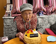 梅艳芳母亲100岁生日！豪宅吃大餐精神抖擞，远离长子后慈眉善目（组图）