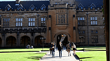 突发！悉尼大学收到炸弹威胁，大批学生紧急疏散