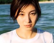 出轨风波11个月，日本人气女星首次露面，美貌震惊众网友：漂亮到忽略她出轨过...（组图）