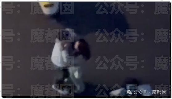 震惊！钓鱼男生遇3个小仙女被海浪冲下后，救人湿身反被报警？（组图） - 20