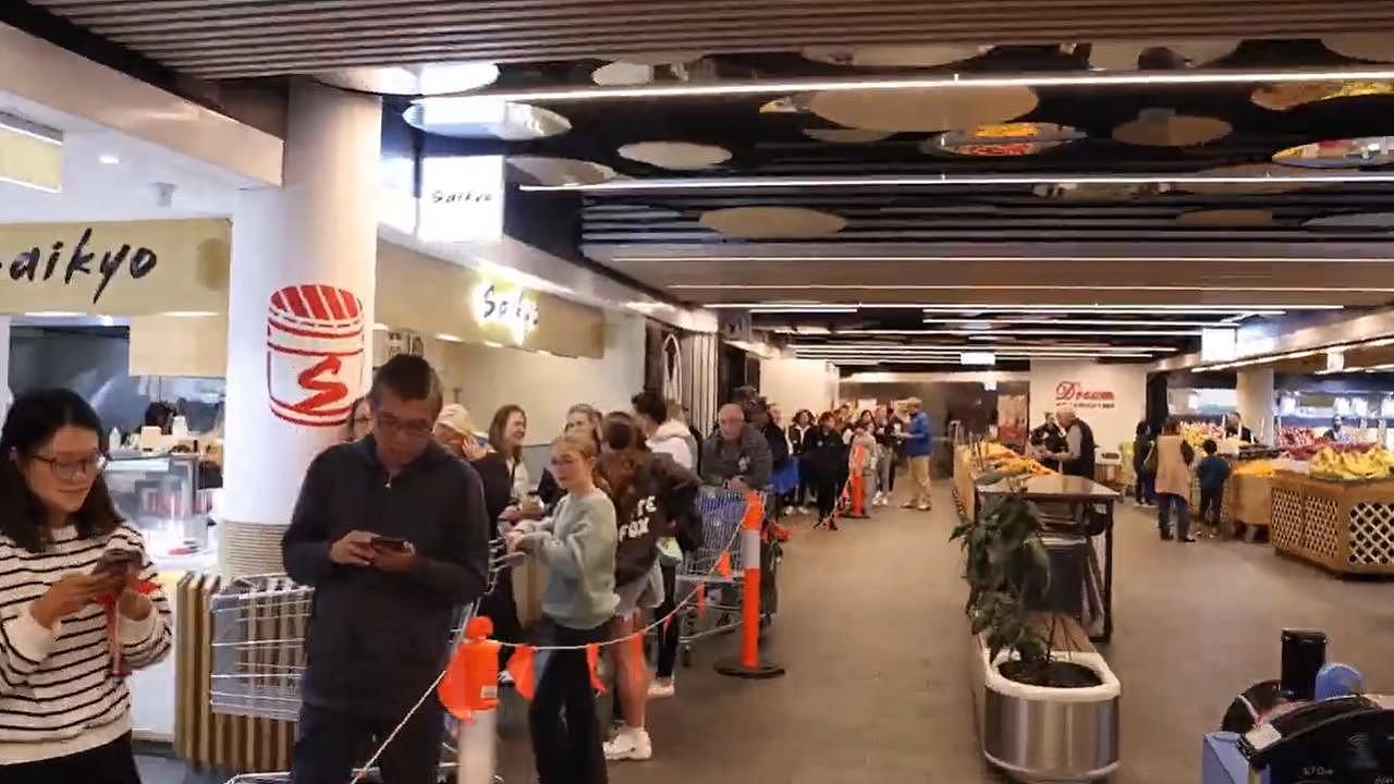 A massive line outside of Aldi in Chatswood Place in Sydney’s Lower North Shore.