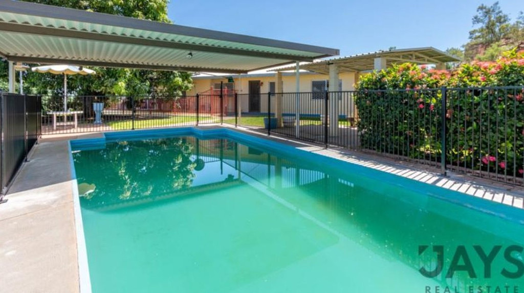 澳洲六居室“宫殿”$54万挂牌上市！自带泳池和车库，比悉墨的公寓还便宜（组图） - 3