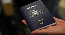 刚刚！澳洲移民部长取消超20人非公民签证（图）