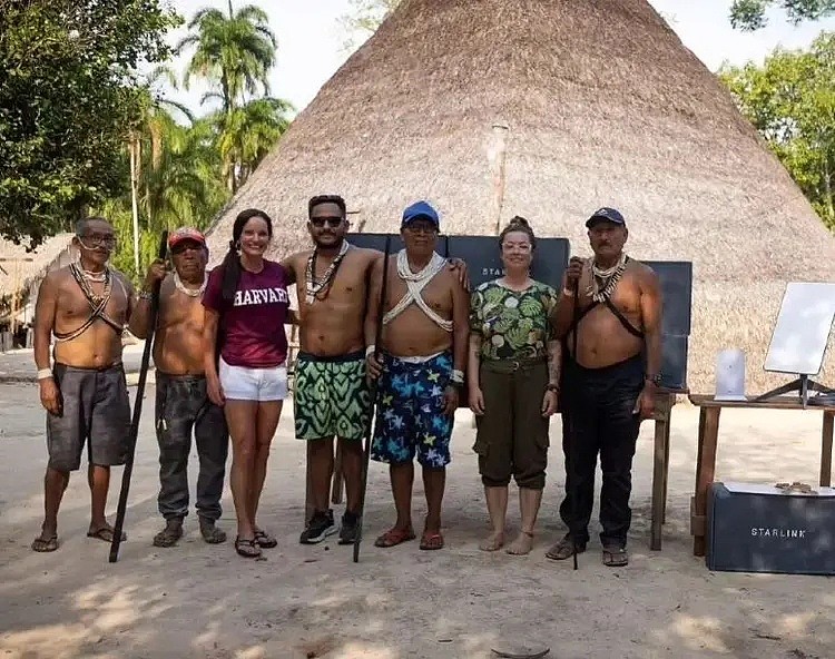 星链计划接入9个月，亚马逊原始部落村民沉迷色情片，尝试激烈式性行为（组图） - 5