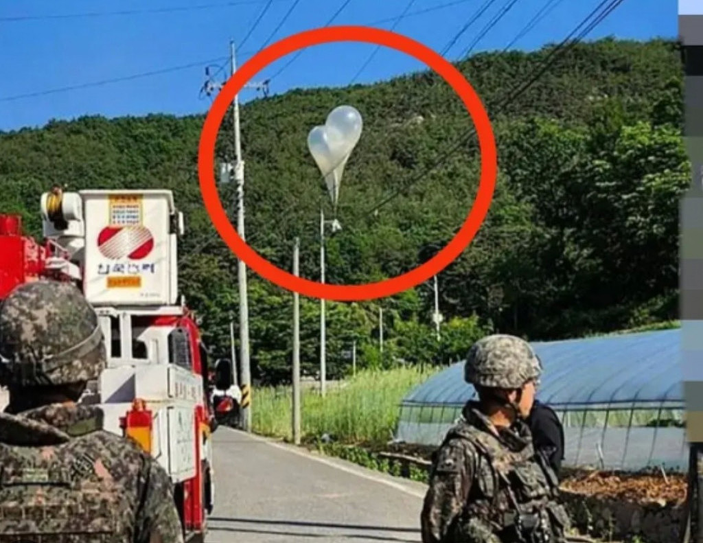 公开“投翔”！朝鲜向韩国投送大量粪便气球，中国留学生亲历“屎到临头”（组图） - 7