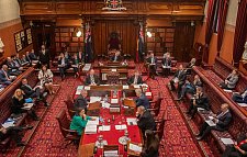 澳议员参加赖清德就职晚宴引中方不满，新州议会通过动议谴责“政治干预及恐吓”（组图）