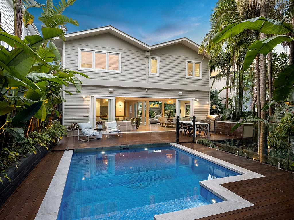 悉尼五居室住宅挂牌拍卖，指导价$1100万！距海滩仅300米（组图） - 2