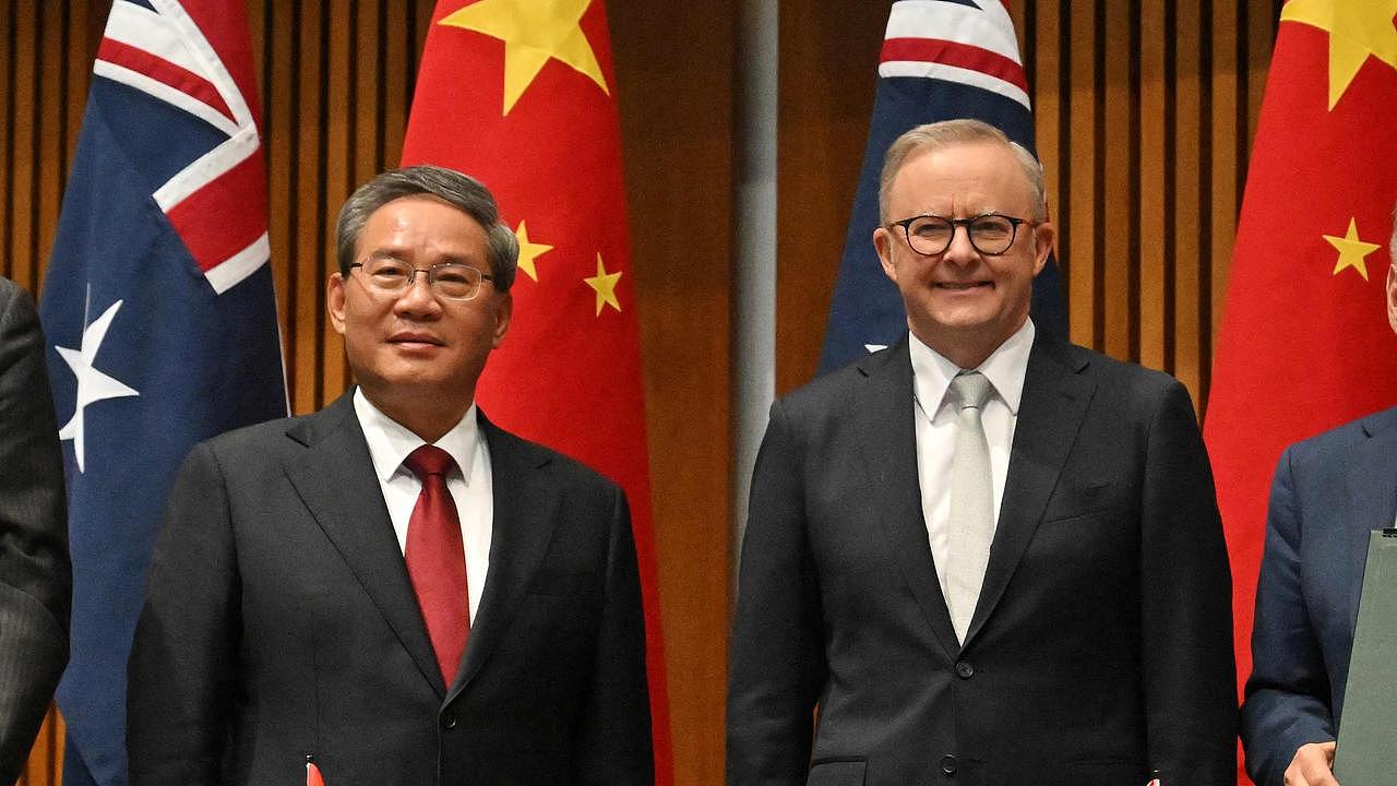 China's Premier Li Qiang with Australia's Prime Minister Anthony Albanese. Photo: MICK TSIKAS