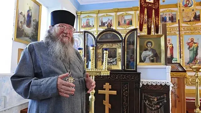 9死25伤！俄罗斯发生恐袭，66岁牧师被割喉，另有7名警察身亡（组图） - 2
