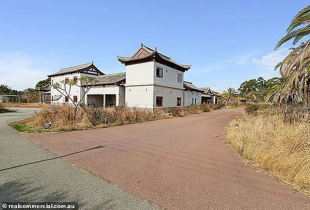 开眼了！中国富豪花$7500万在澳洲建纯中式豪宅，却一直没住…（组图） - 12