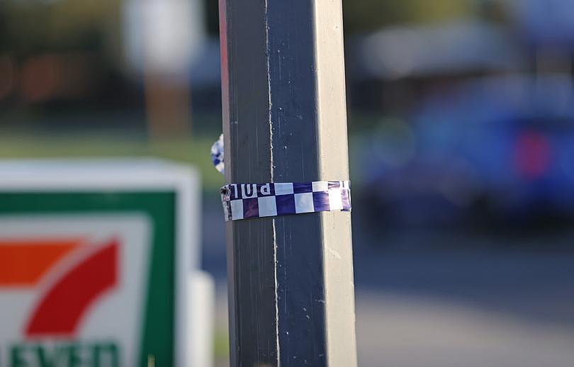 Police are calling for witnesses for a hit and run which occured along Albany Highway in Maddington, near River Avenue and a service station