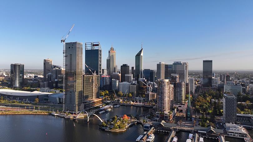 MUST CREDIT 7NEWS/Simon Hydzik
Perth city skyline.