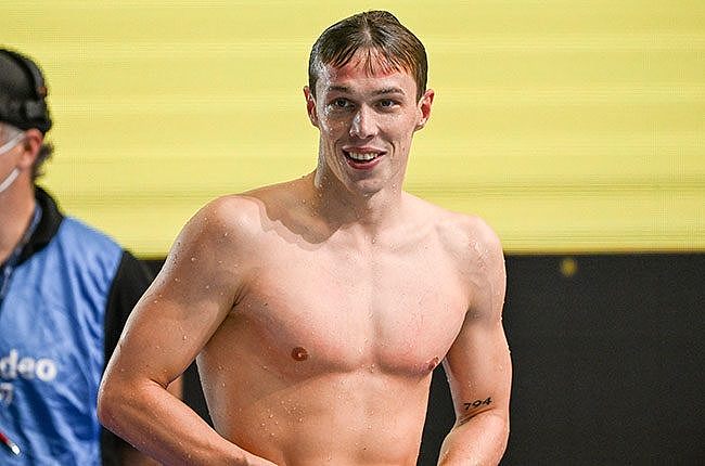 Australian Stubblety-Cook smashes 200m breaststroke world record | Sport