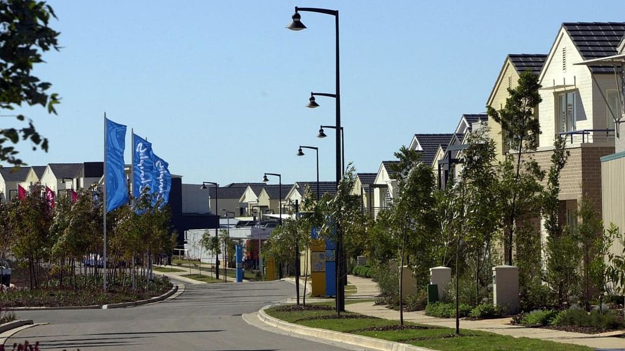 Athletes village accommodation at Olympic Games in Homebush, Sydney 09 Aug 2000. olympics housing  /Olympic/Games/2000