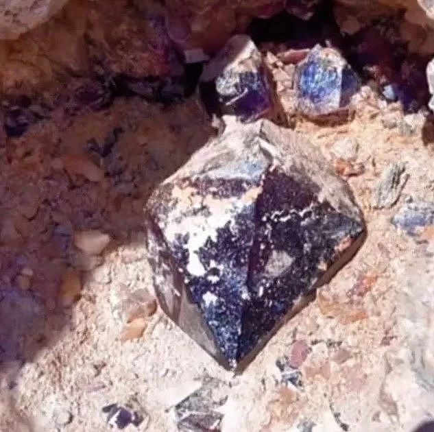 A woman has found a 'massive' 4kg amethyst stone at a WA mine. Picture: Instagram