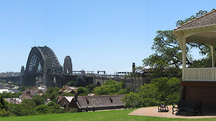 Have a picnic at Observatory Hill