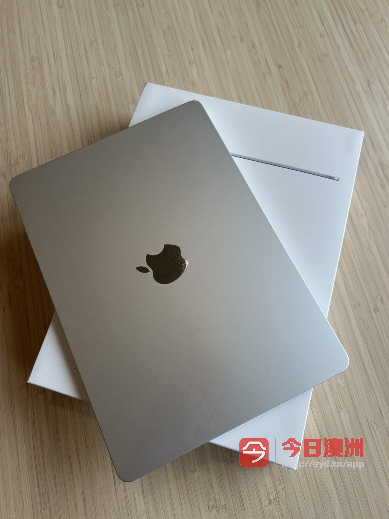99新MacBook Air M2 512gb