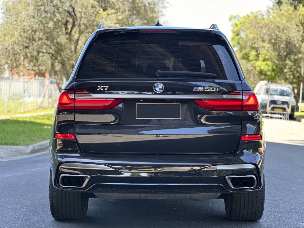 2021 BMW X7 M50i 豪华SUV 融合了豪华 性能和实用性 配置齐全 欢迎开走体验