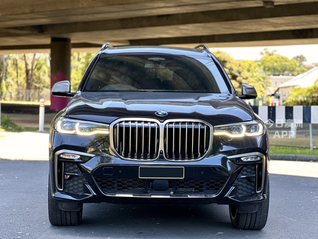 2021 BMW X7 M50i 豪华SUV 融合了豪华 性能和实用性 配置齐全 欢迎开走体验