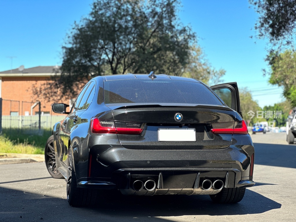 2022 BMW M3 外观凌厉 改装得很帅 一点首期开个车 欢迎咨询
