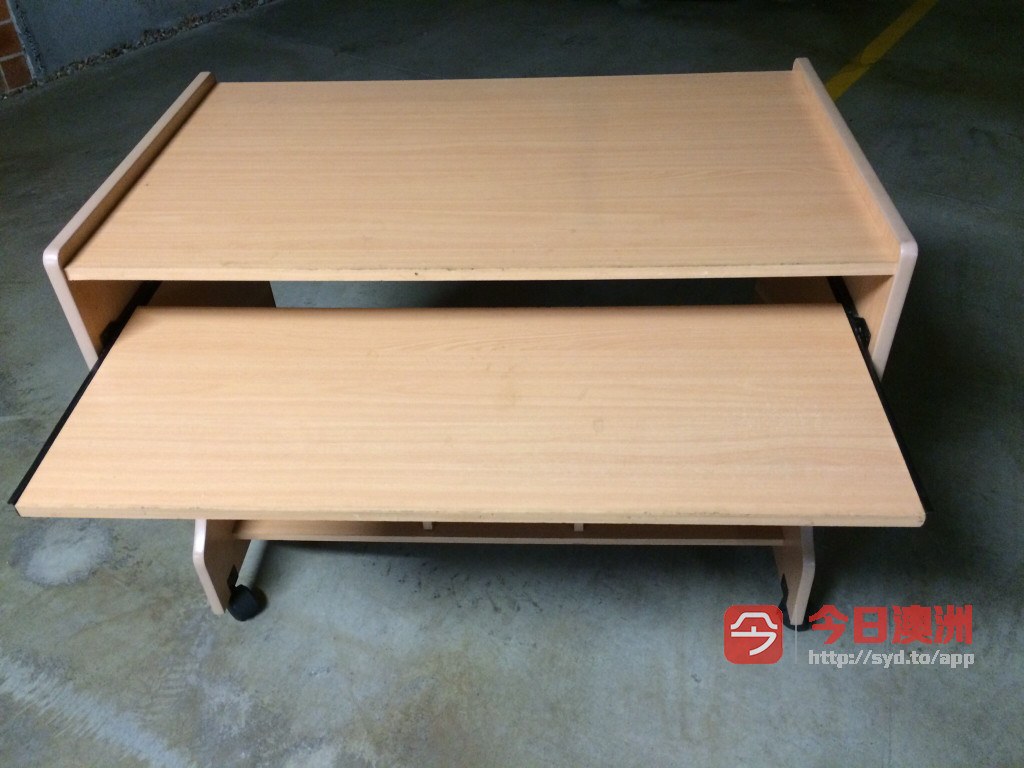 Kingsingle 实木床架加床垫 电脑桌