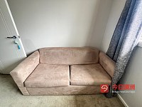 六成新fantastic furniture沙发床