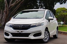 2018 Honda Fit Hybrid 车身线条流畅 带质保 油耗3升多 欢迎开走体验
