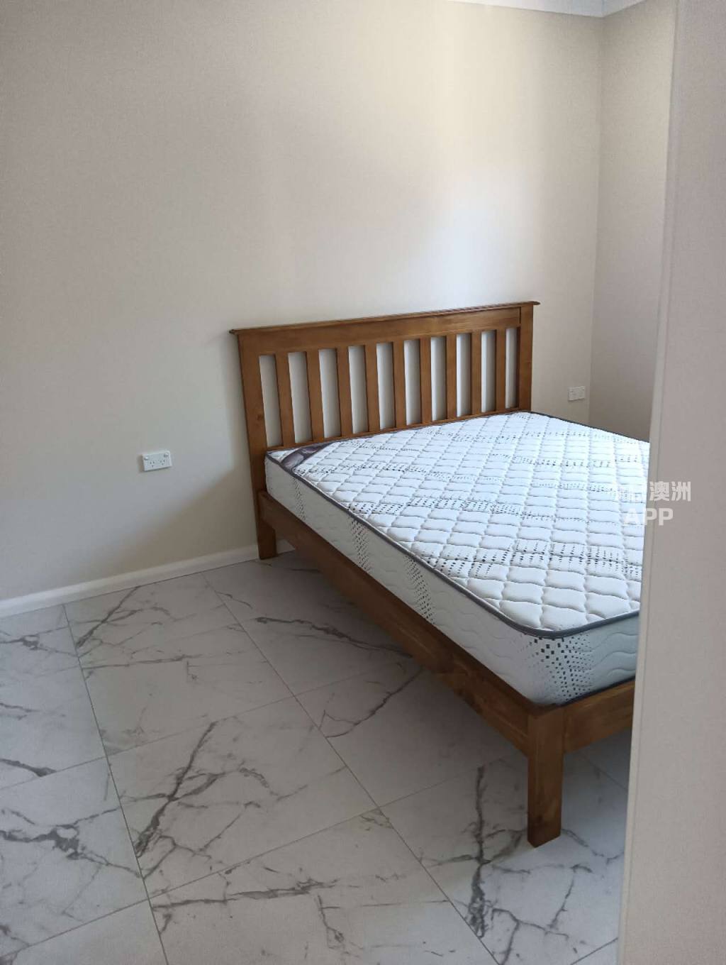 今日珀斯Burwood 超好 全新3房2厅2卫granny flat全新家具交 Burwood 超好 全新3房2厅2卫granny flat全新家具交