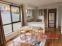 Burwood 迪肯大学房走路5分钟独立卫生间房屋出租