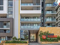 Hurstville  火车站2分钟步行近新1房1卫1车位整租