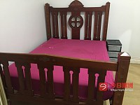 Queen size bed 床架