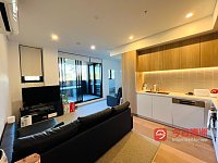 Macquarie Park MQ近全新一房一卫可带部分家具或不带家具出租